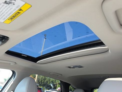 Certified 2024 Hyundai Tucson SEL w/ Convenience Package FWD image 5
