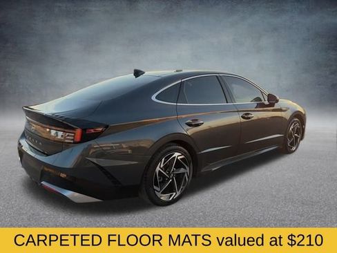 Used 2024 Hyundai Sonata SEL w/ Convenience Package image 3