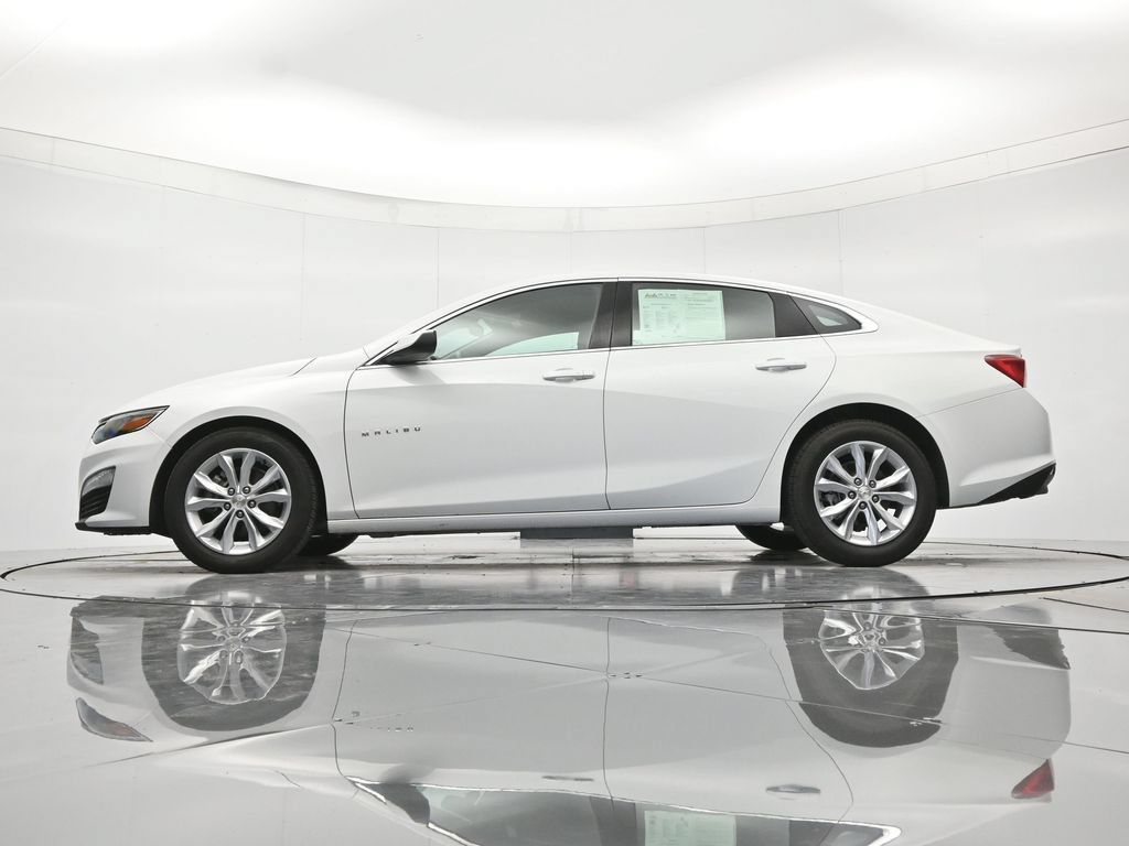 Certified 2025 Chevrolet Malibu LT FWD image 43