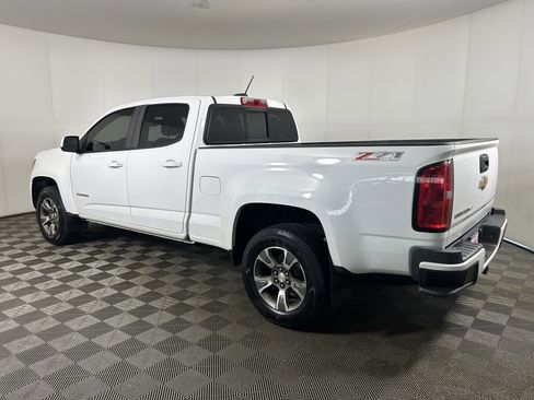 Used 2017 Chevrolet Colorado Z71 AWD/4WD image 6