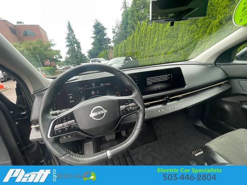 Used 2023 Nissan Ariya FWD image 34