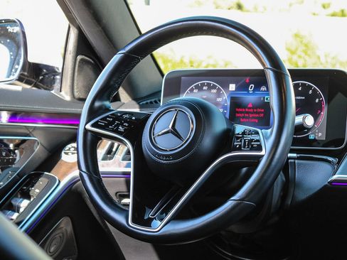 Certified 2022 Mercedes-Benz S 580 4MATIC Sedan image 16