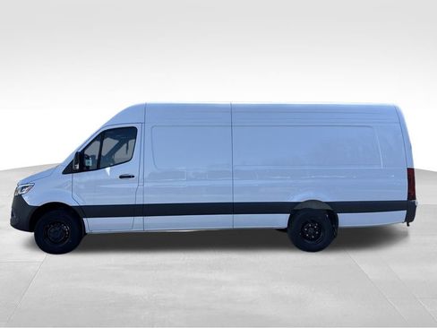 New 2025 Mercedes-Benz Sprinter 3500 image 2