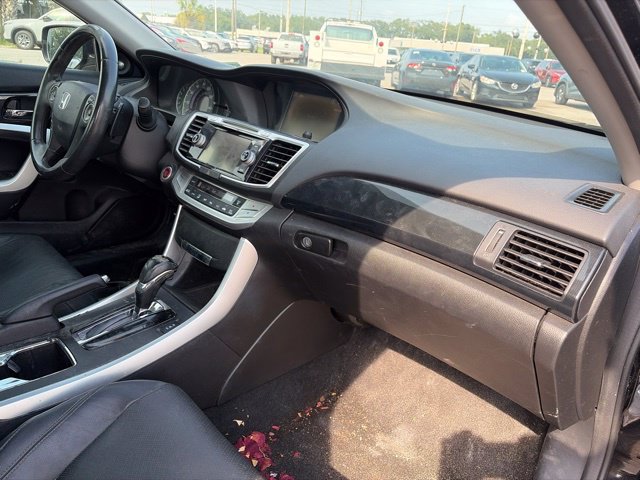 Used 2015 Honda Accord EX-L image 11