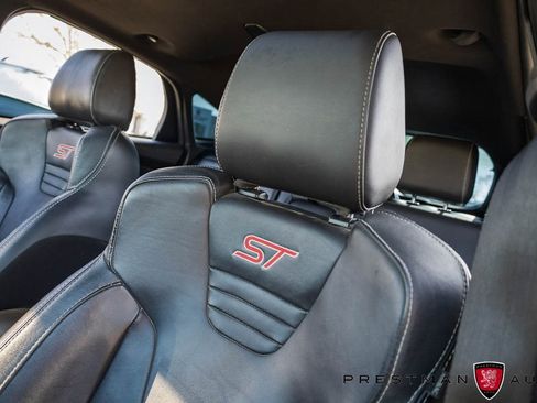 Used 2018 Ford Focus ST w/ Equipment Group 402A image 24