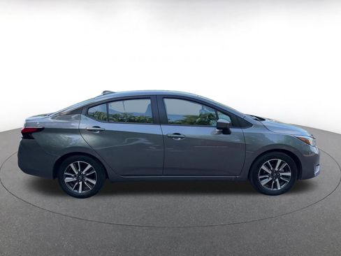 Used 2025 Nissan Versa SV FWD image 16