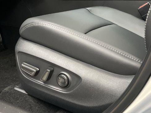 New 2025 Toyota RAV4 XLE Premium image 8