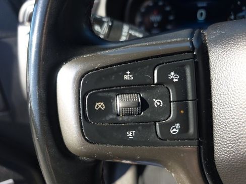 Used 2023 Chevrolet Suburban RST w/ Luxury Package image 18