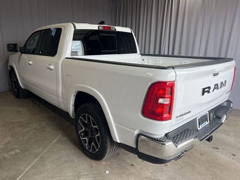 Used 2025 RAM 1500 Laramie AWD/4WD image 7