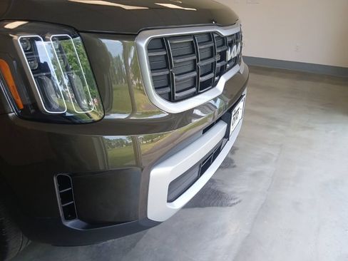 Used 2025 Kia Telluride S AWD/4WD image 7