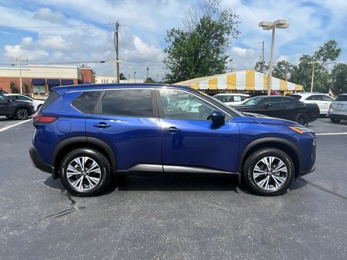 Used 2023 Nissan Rogue SV AWD/4WD image 8