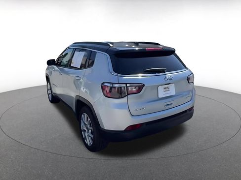 Used 2025 Jeep Compass Limited AWD/4WD image 11