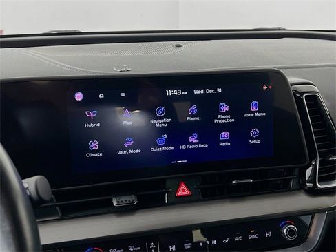 Used 2023 Kia Sportage EX w/ EX Premium Package image 17