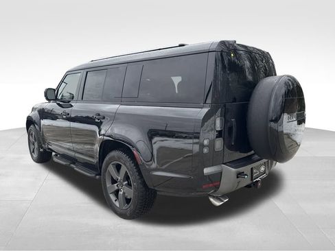 New 2026 Land Rover Defender 130 V8 image 3