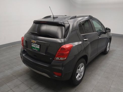 Used 2020 Chevrolet Trax LT w/ Driver Confidence Package FWD image 9