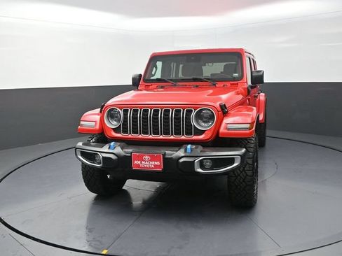 Used 2024 Jeep Wrangler Unlimited Sahara AWD/4WD image 2