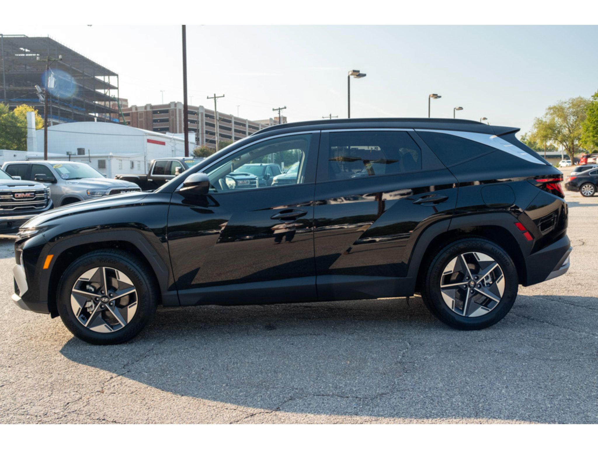 Used 2025 Hyundai Tucson SEL FWD image 5