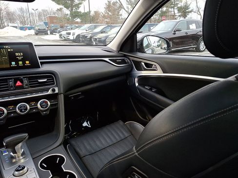 Used 2019 Genesis G70 2.0T Advanced w/ Elite Package image 16