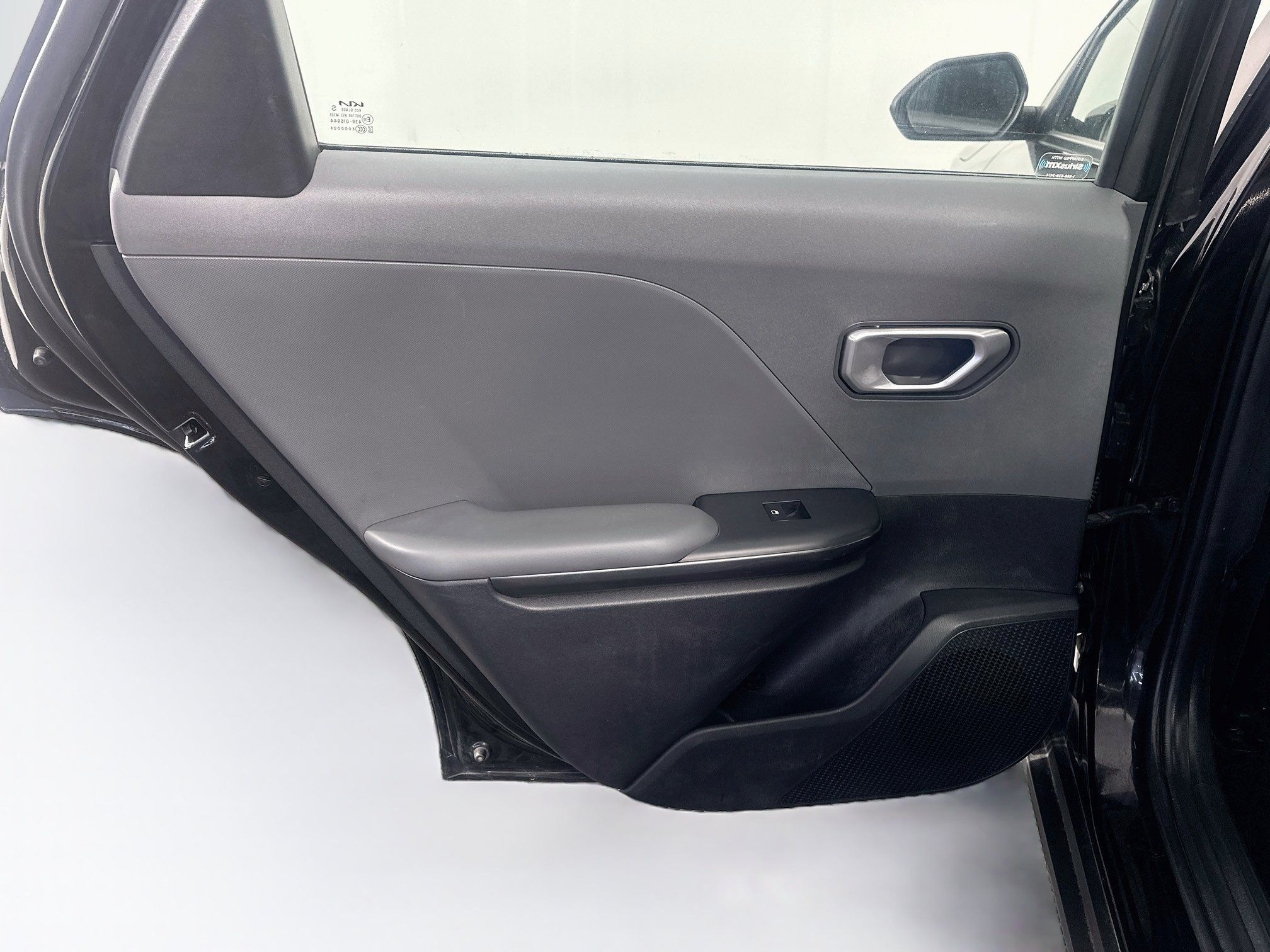 Used 2025 Kia K4 FWD image 32