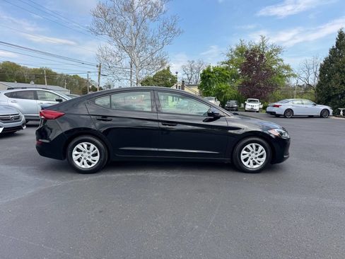 Used 2018 Hyundai Elantra SE w/ Cargo Package FWD image 5