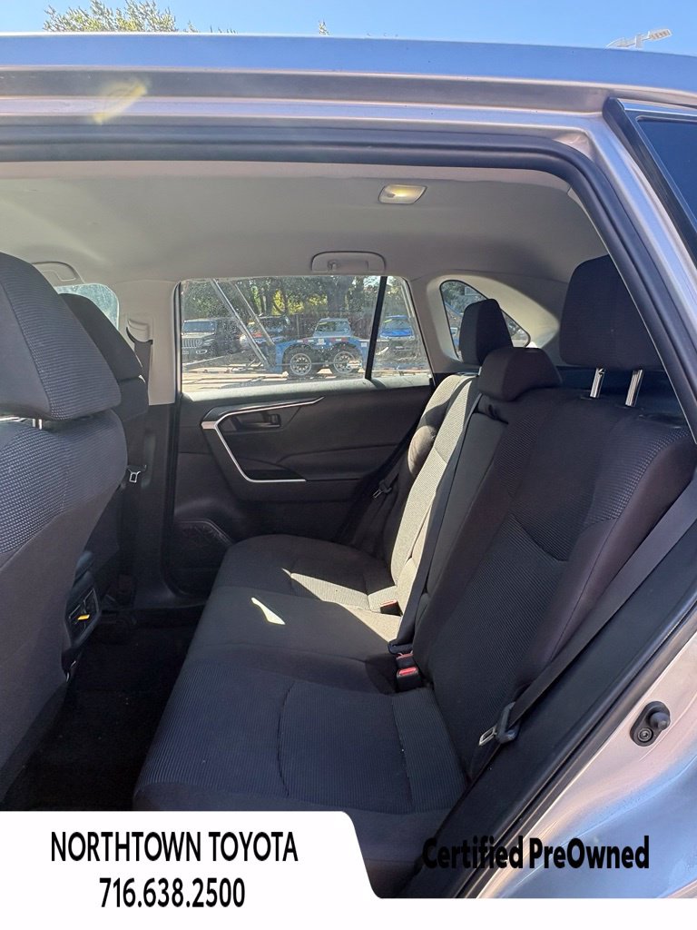 Used 2024 Toyota RAV4 LE FWD image 17