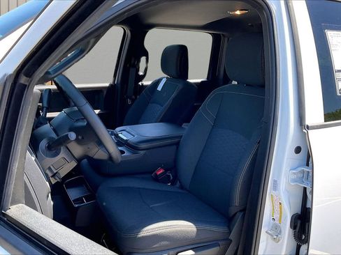 New 2026 RAM 3500 Tradesman AWD/4WD image 20