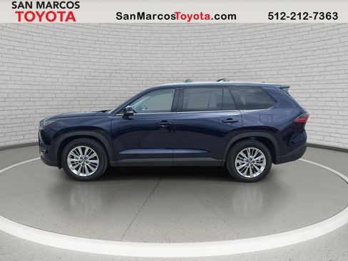 Used 2026 Toyota Grand Highlander AWD image 9