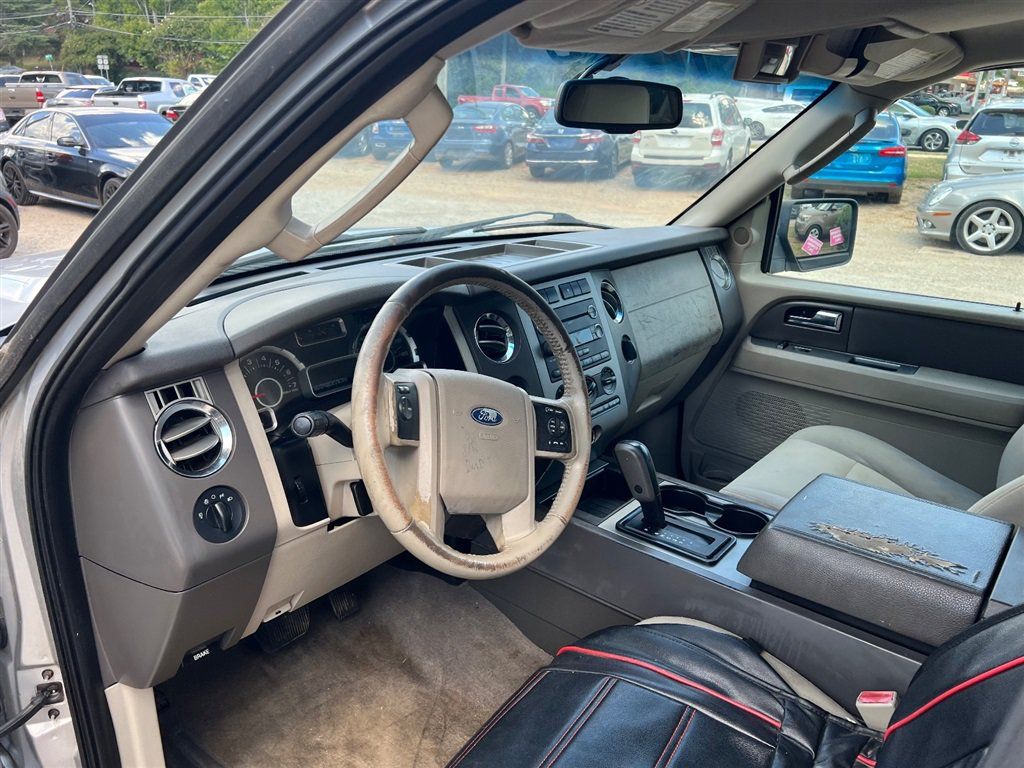 Used 2010 Ford Expedition EL XLT RWD image 8