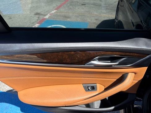 Used 2018 BMW 540i image 23