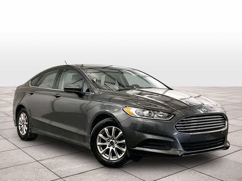 Used 2016 Ford Fusion S FWD image 3