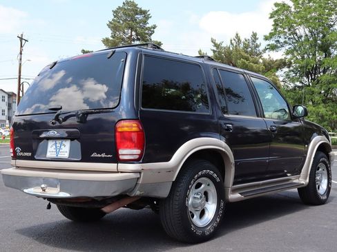 Used 2000 Ford Explorer Eddie Bauer image 5