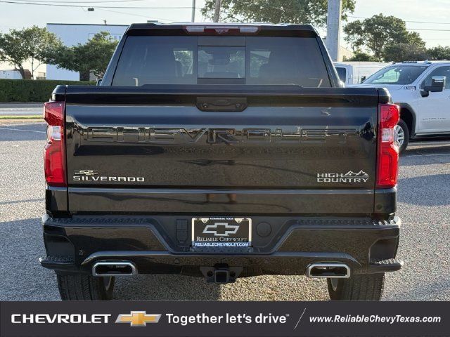 Used 2026 Chevrolet Silverado 1500 High Country AWD/4WD image 7