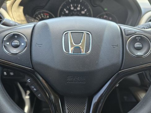 Used 2020 Honda HR-V LX image 23
