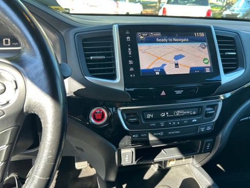 Used 2017 Honda Ridgeline RTL-E image 17