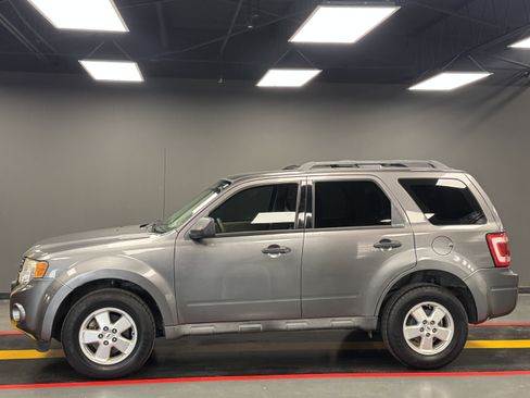 Used 2012 Ford Escape XLS image 3