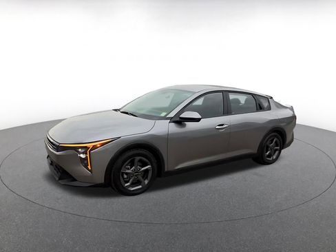 Used 2025 Kia K4 FWD image 7