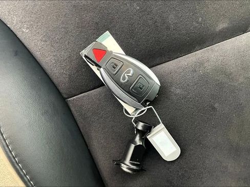 Used 2019 INFINITI QX30 Sport w/ Cargo Package image 11