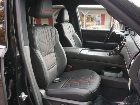 New 2026 Nissan Armada PRO-4X image 30