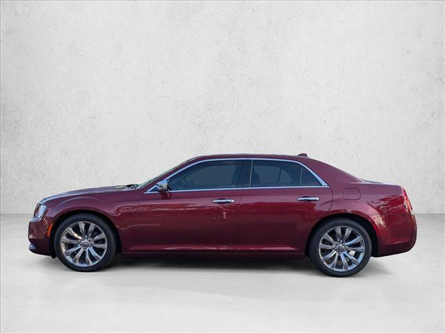 Used 2019 Chrysler 300 Limited RWD image 3