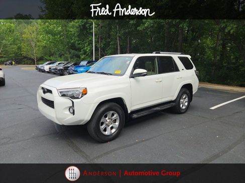 Used 2019 Toyota 4Runner SR5 Premium AWD/4WD image 6