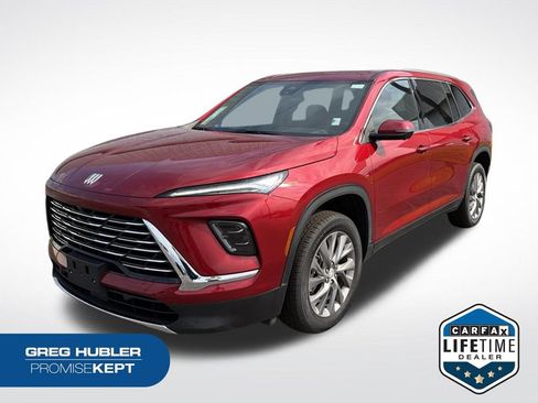 Used 2026 Buick Enclave Preferred FWD image 1