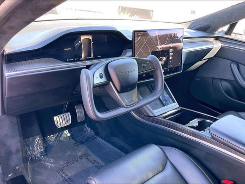 Used 2021 Tesla Model S Plaid image 28