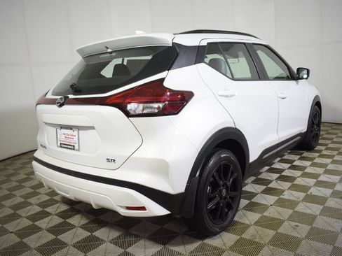 Certified 2021 Nissan Kicks SR w/ SR Premium Package image 4