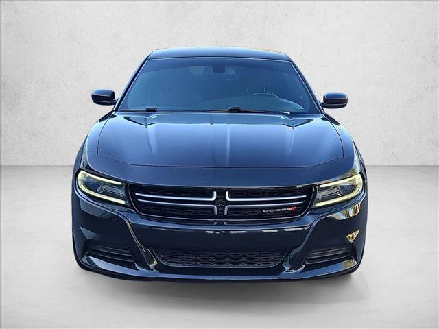 Used 2015 Dodge Charger SE w/ Sport Appearance Group RWD image 2