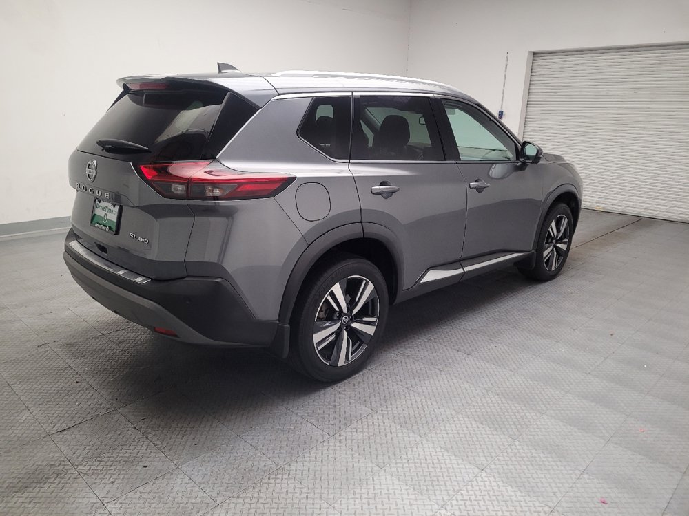 Used 2021 Nissan Rogue SL AWD/4WD image 9