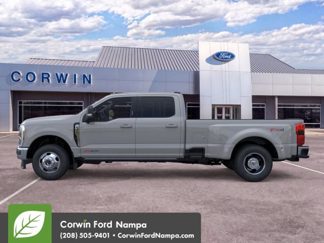 New 2026 Ford F350 Lariat w/ Lariat Ultimate Package AWD/4WD image 4