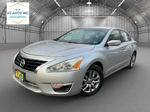 Used 2015 Nissan Altima 2.5 S w/ Power Driver Seat Package FWD image 1