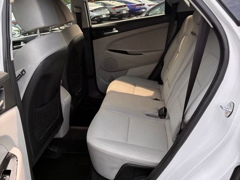 Used 2019 Hyundai Tucson SE AWD/4WD image 23
