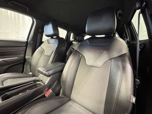 Used 2024 Jeep Compass Trailhawk image 18