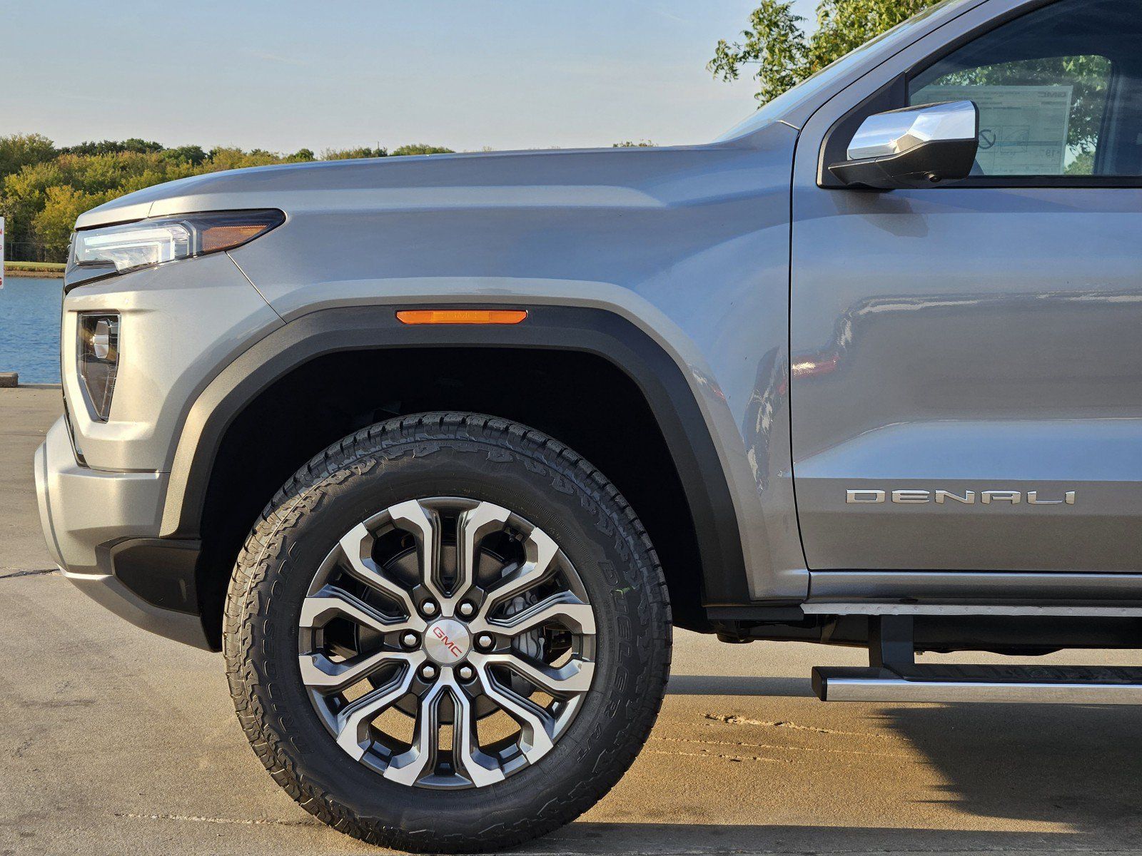 New 2026 GMC Canyon Denali AWD/4WD image 6